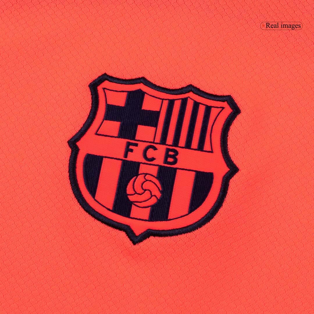 Conjunto Barcelona 
2025/26 Tercera Equipación