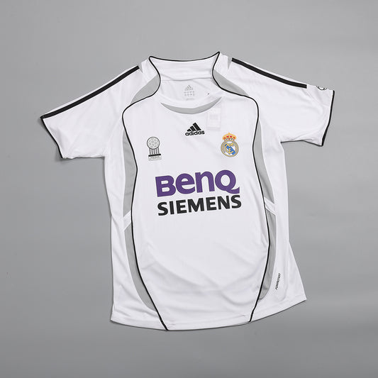 Retro 2006/07 Real Madrid Primera Equipación