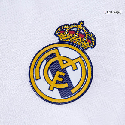 Conjunto Auténtico Real Madrid 2025/26 Primera Equipación (Camiseta + Pantalón Corto)