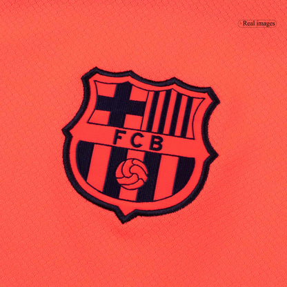 Conjunto Barcelona 
2025/26 Tercera Equipación