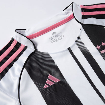 Conjunto Infantil Completo Juventus 2025/26 Primera Equipación Kids